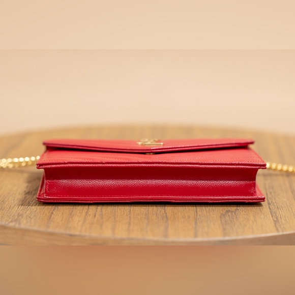 Yves Saint Laurent Red Chevron Leather Clutch - Picture 7 of 9